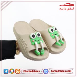 خرید دمپایی دخترانه مدل کورومیت قورباغه